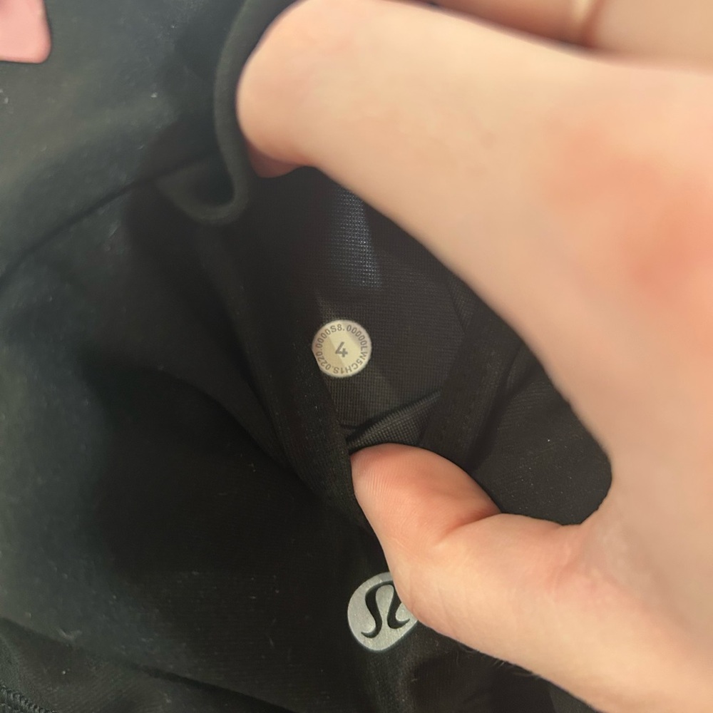 Black lululemon leggings